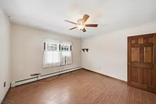 13 Iroquois Ave, Parsippany, NJ 07034 - Photo 19