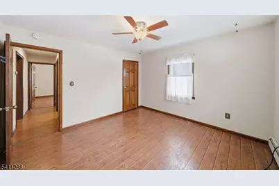 13 Iroquois Ave, Parsippany, NJ 07034 - Photo 21