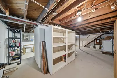 13 Iroquois Ave, Parsippany, NJ 07034 - Photo 39