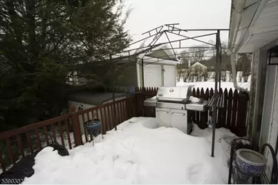 29 Forest Rd, Mount Olive, NJ 07828 - Photo 15