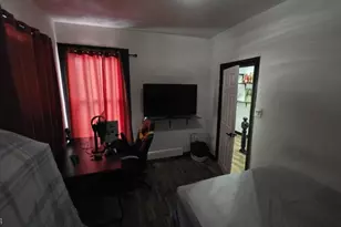 32 Emmet St, Newark, NJ 07114 - Photo 17