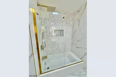 118 Irvine Turner Blvd, Newark, NJ 07103 - Photo 5