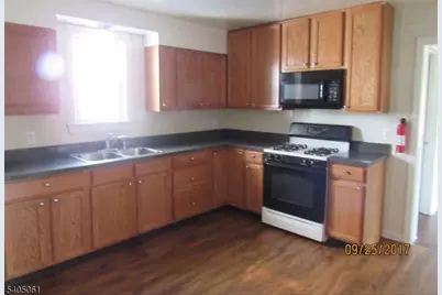 1709 Lawrence St, Rahway, NJ 07065 - Photo 3