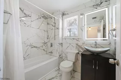 153 Tremont Ave, Orange, NJ 07050 - Photo 21