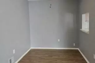 215 Rachel Ct, Franklin Township, NJ 08823 - Photo 3