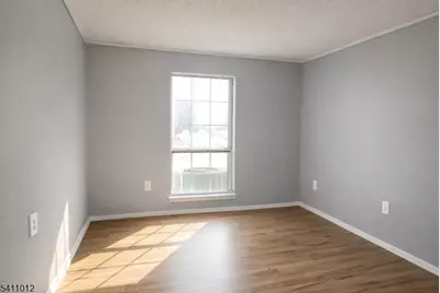 215 Rachel Ct, Franklin Township, NJ 08823 - Photo 11