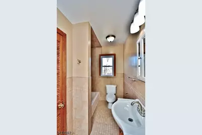 118 Lexington Ave #2, Cranford Township, NJ 07016 - Photo 15