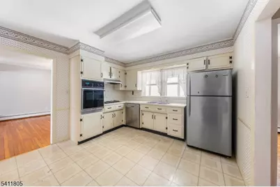 259 Oneida Ave, North Plainfield, NJ 07060 - Photo 7