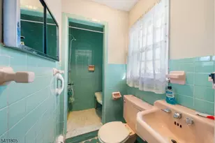 259 Oneida Ave, North Plainfield, NJ 07060 - Photo 13