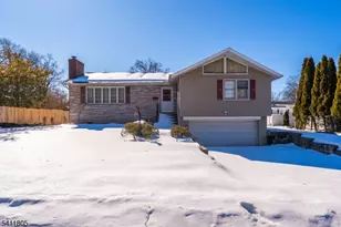 259 Oneida Ave, North Plainfield, NJ 07060 - Photo 1