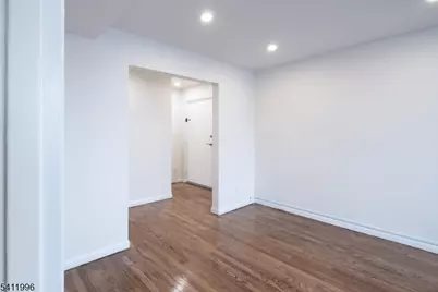 59-61 Brighton Avenue U #20, Belleville Twp., NJ 07109 - Photo 9