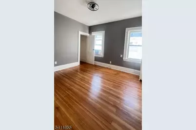 28 Irving Ave, Newark, NJ 07112 - Photo 3