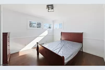 125 Tunison Rd, New Brunswick, NJ 08901 - Photo 13