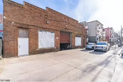 236 Park Ave, Newark, NJ 07107 - Photo 25