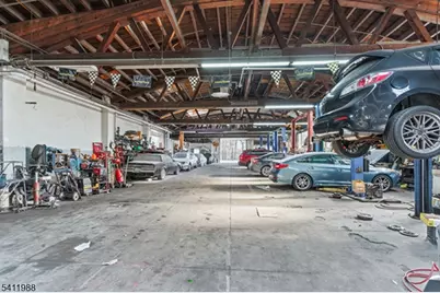 236 Park Ave, Newark, NJ 07107 - Photo 19