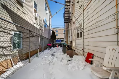 200 E Jersey St, Elizabeth, NJ 07206 - Photo 25