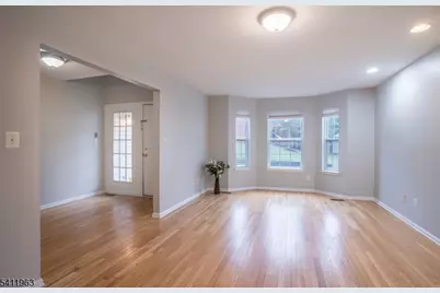 4 Shackamaxon Ter, Clinton Township, NJ 08801 - Photo 3