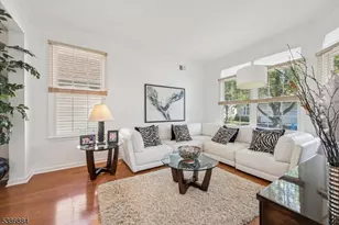 15 Republic Row, Franklin Township, NJ 08873 - Photo 13