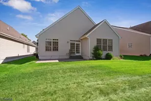 15 Republic Row, Franklin Township, NJ 08873 - Photo 35