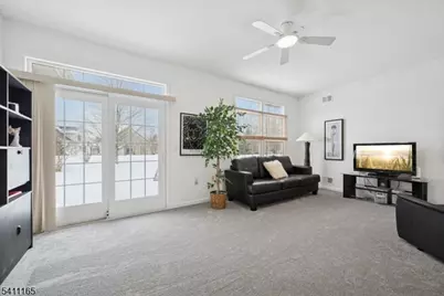 15 Republic Row, Franklin Township, NJ 08873 - Photo 23