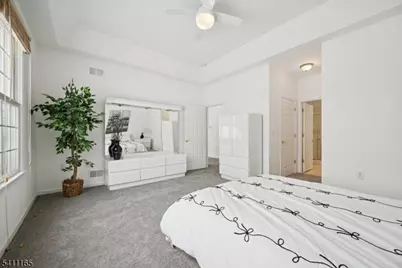 15 Republic Row, Franklin Township, NJ 08873 - Photo 27