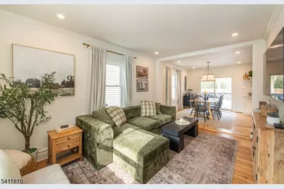 11 Hazlett St, Morristown, NJ 07960 - Photo 5