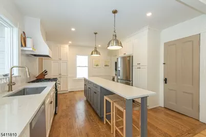 11 Hazlett St, Morristown, NJ 07960 - Photo 7