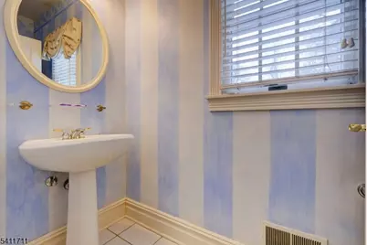 18 Tree Top Ln, Chatham Township, NJ 07928 - Photo 41