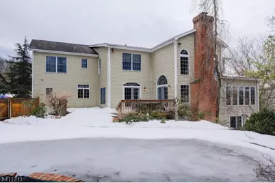 18 Tree Top Ln, Chatham Township, NJ 07928 - Photo 5