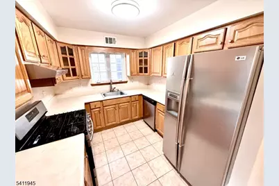 213 Palmer St #1, Elizabeth, NJ 07202 - Photo 11