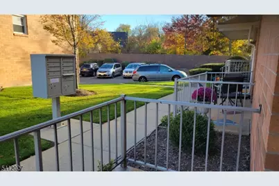 15 Cottage St #3A, Midland Park, NJ 07432 - Photo 3