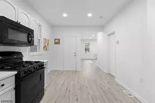 223 Pine St, Elizabeth, NJ 07206 - Photo 7