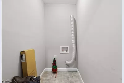 447 S 17th St, Newark, NJ 07103 - Photo 17
