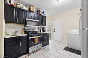 447 S 17th St, Newark, NJ 07103 - Photo 3