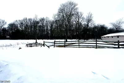 73 Featherbed Ln, Raritan Township, NJ 08822 - Photo 5