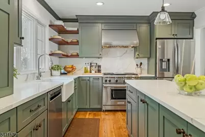 6 Thackery Ln, Mendham Township, NJ 07945 - Photo 11