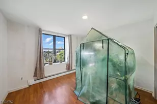 50 Glenwood Ave, Jersey City, NJ 07306 - Photo 5