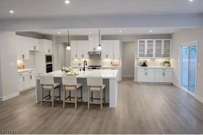 16 Glacier Way, Union Township, NJ 08867 - Photo 9