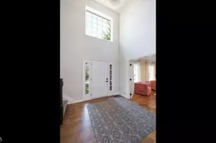 9 Apple Tree Ln, Warren Township, NJ 07059 - Photo 5