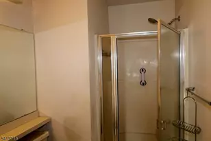 12 Rutgers Dr, Newark, NJ 07103 - Photo 15