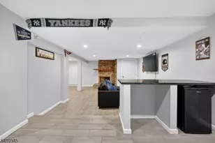 295 Tremont Ave, North Plainfield, NJ 07063 - Photo 21