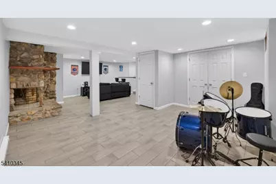 295 Tremont Ave, North Plainfield, NJ 07063 - Photo 25