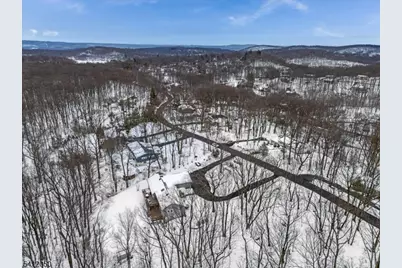 24 Lakeview Dr, Kinnelon, NJ 07405 - Photo 47