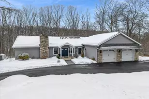 24 Lakeview Dr, Kinnelon, NJ 07405 - Photo 39