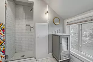 11 Undercliff Rd, Montclair, NJ 07042 - Photo 37