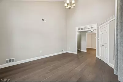 508 Reading Cir, Bridgewater, NJ 08807 - Photo 7