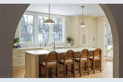 909 Wyandotte Trl, Westfield, NJ 07090 - Photo 17