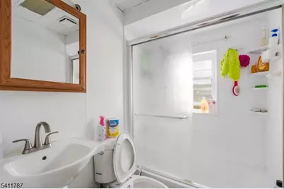 17 Grandview Ave, North Plainfield, NJ 07060 - Photo 15