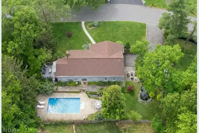 373 Upland Rd, Mountainside, NJ 07092 - Photo 3