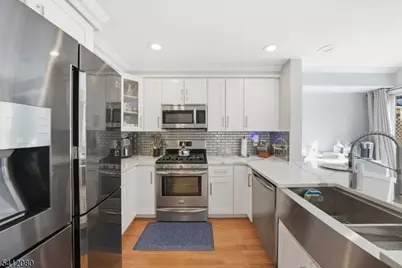 28 Ryan Ln, Lincoln Park, NJ 07035 - Photo 7